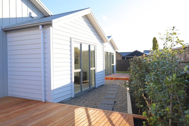Photo of property in 6 Samuel Place, Terrace End, Palmerston North, 4410
