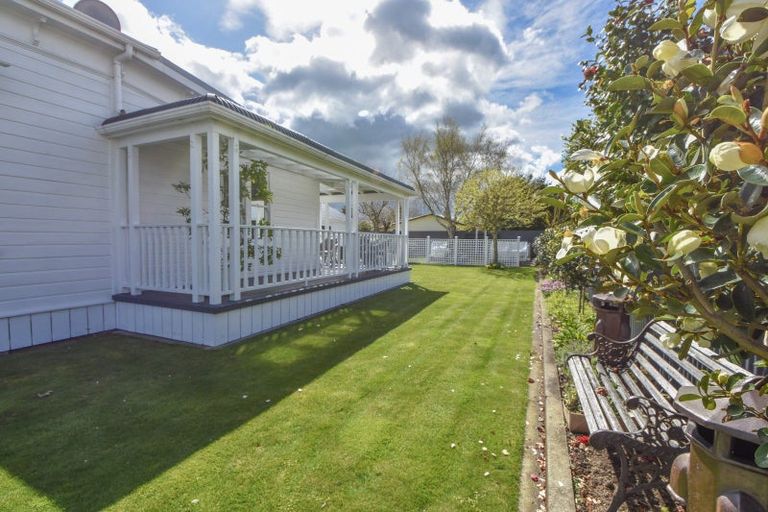 Photo of property in 12 Rhodes Street, Carterton, 5713