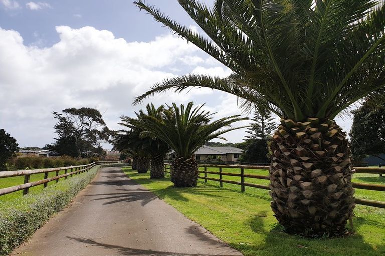 Photo of property in 1165a Devon Road, Bell Block, New Plymouth, 4373
