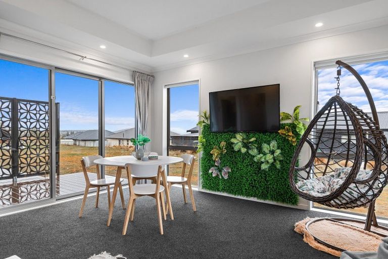 Photo of property in 25 Mistake Drive, Lake Tekapo, 7999