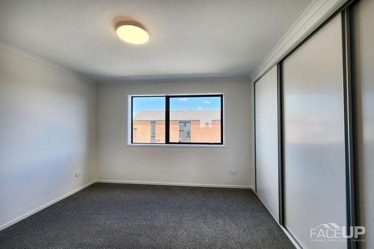 Photo of property in 46 Rahopuru Road, Westgate, Auckland, 0614