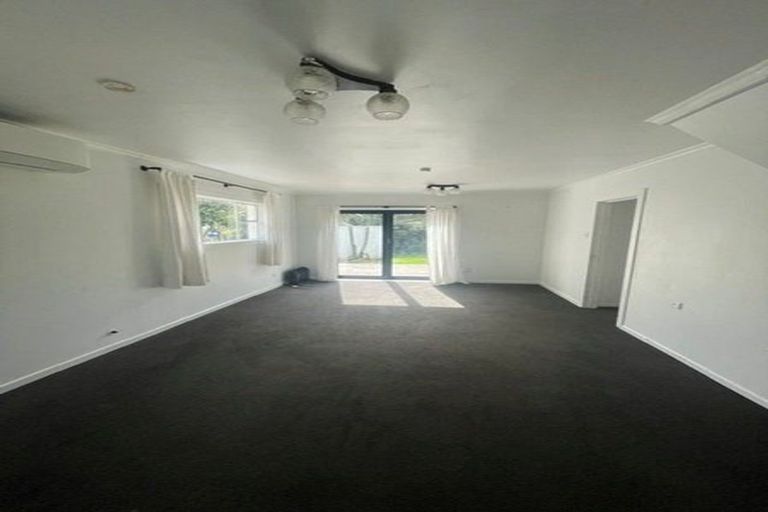 Photo of property in 5 Totara Terrace, Inglewood, 4330