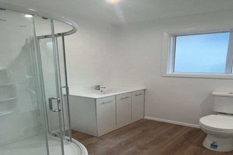 Photo of property in 44 Redwood Avenue, Tawa, Wellington, 5028