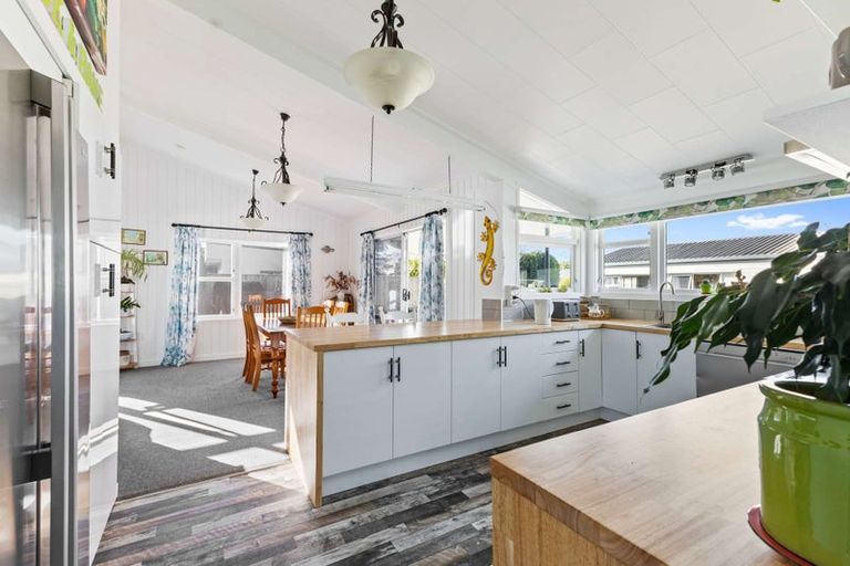 Photo of property in 5 Glanville Road, Stratford, 4332