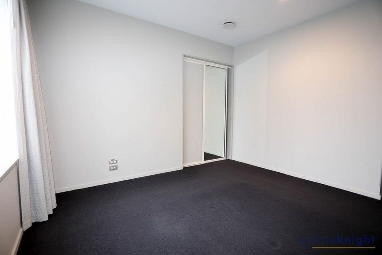 Photo of property in 36 Withells Road, Avonhead, Christchurch, 8042