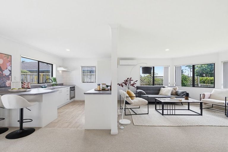 Photo of property in 4 Waitoa Street, Waiuku, 2123