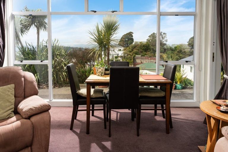 Photo of property in Harbour View Apartments, 147 Ohiro Road, Brooklyn, Wellington, 6021