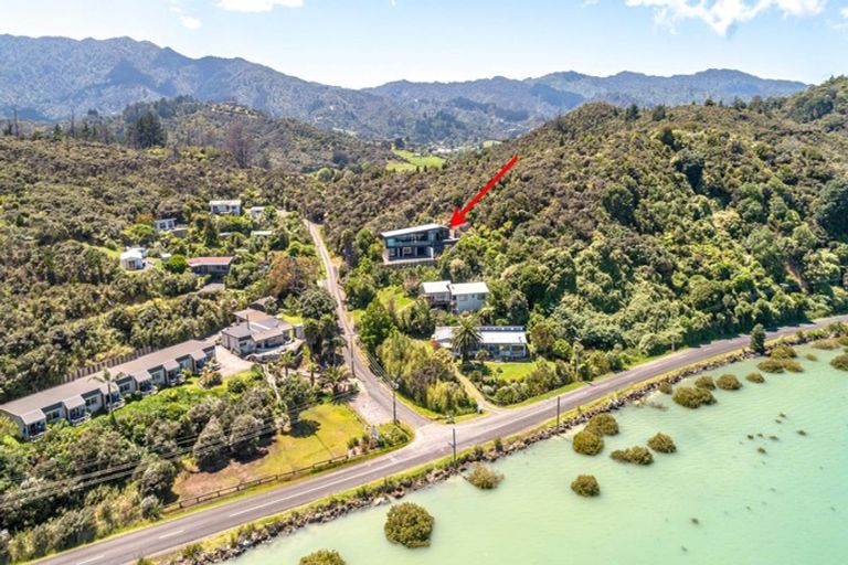Photo of property in 90 Harbour View Road, Coromandel, 3581