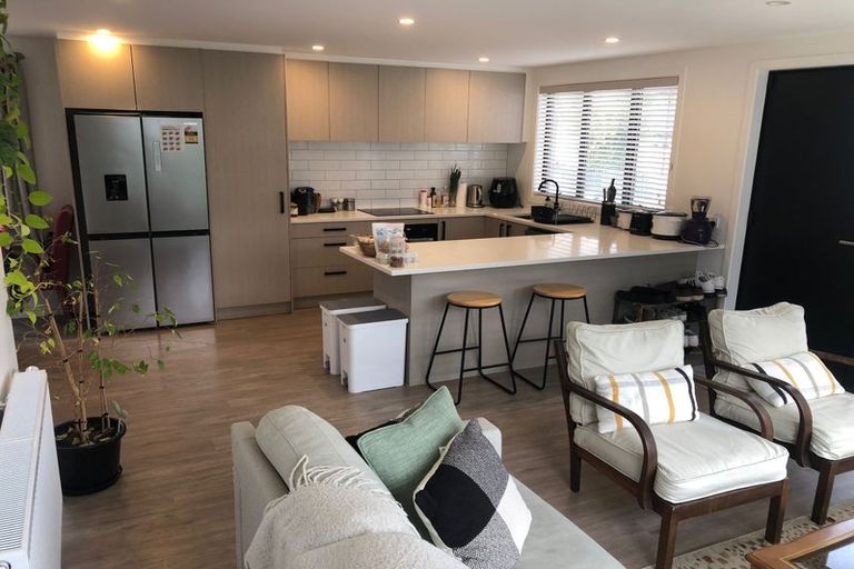 Photo of property in 1/10 Palm Grove, Berhampore, Wellington, 6023