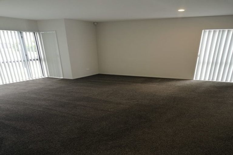 Photo of property in 49 Treestump Road, Takanini, 2112