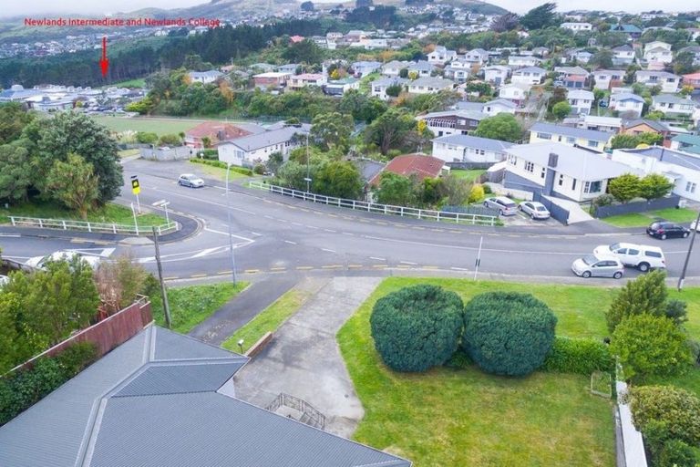 Photo of property in 45 Bracken Road, Paparangi, Wellington, 6037