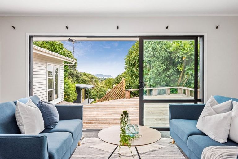 Photo of property in 50 Winara Avenue, Waikanae, 5036