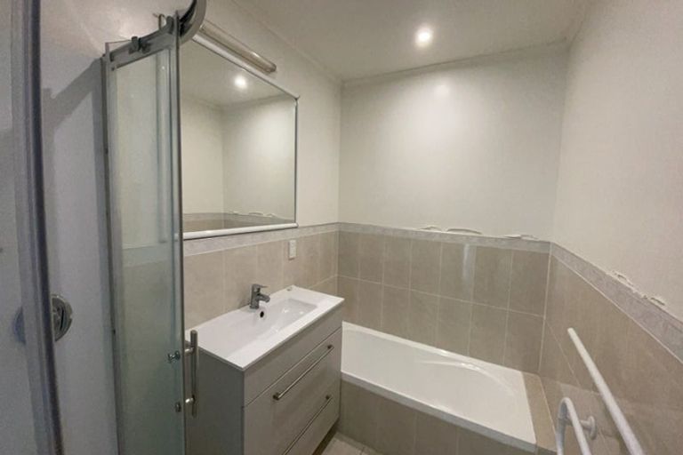 Photo of property in 2/24a Claude Road, Epsom, Auckland, 1023