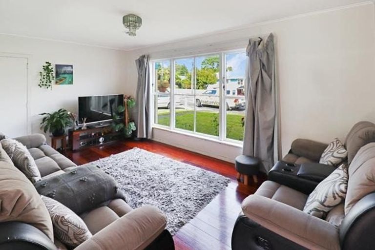 Photo of property in 8 Whakataki Grove, Waiwhetu, Lower Hutt, 5010