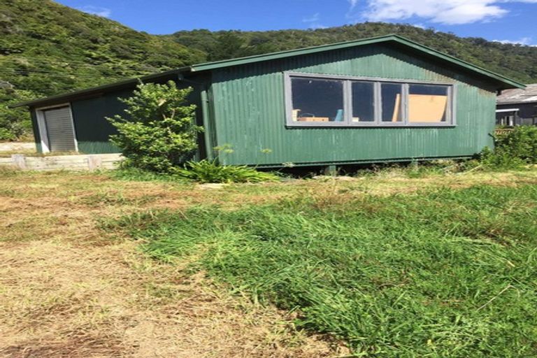 Photo of property in 117-119 Torea Street, Granity, 7823