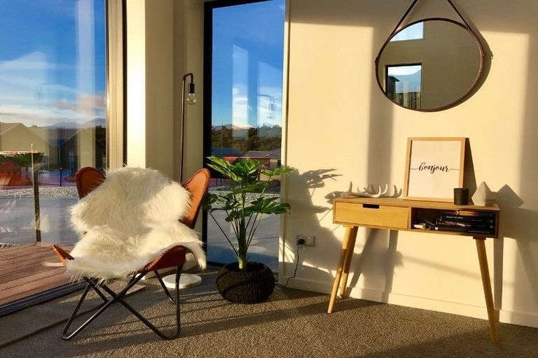 Photo of property in 3 Avalanche Place, Wanaka, 9305