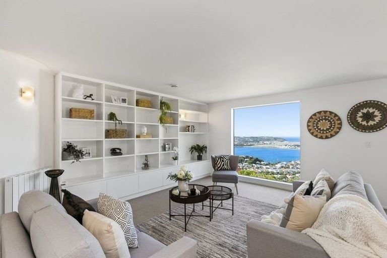 Photo of property in 23 Alexandra Road, Roseneath, Wellington, 6021