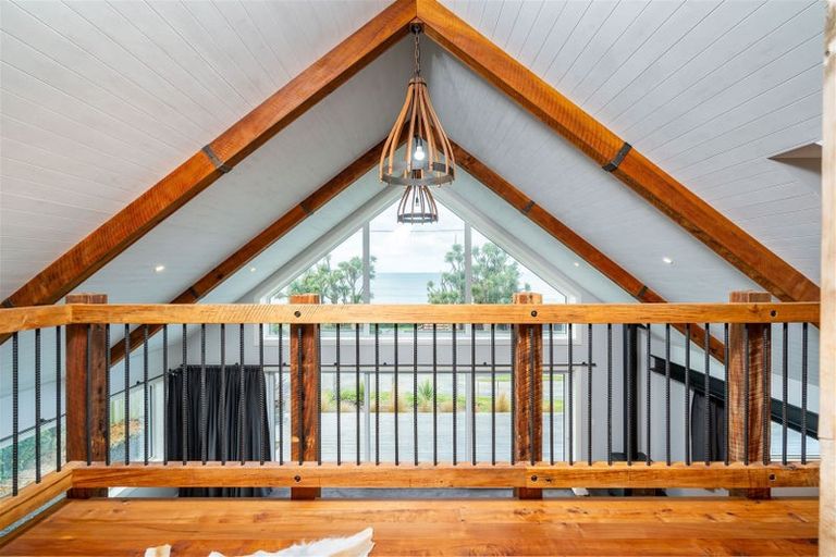 Photo of property in 1304 Kaka Point Road, Kaka Point, Balclutha, 9271