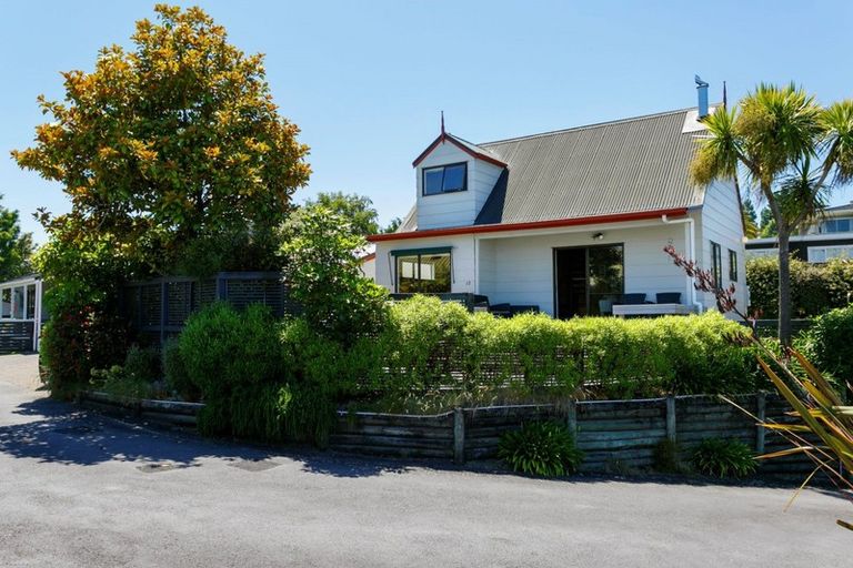 Photo of property in 1/12 Hawai Street, Two Mile Bay, Taupo, 3330