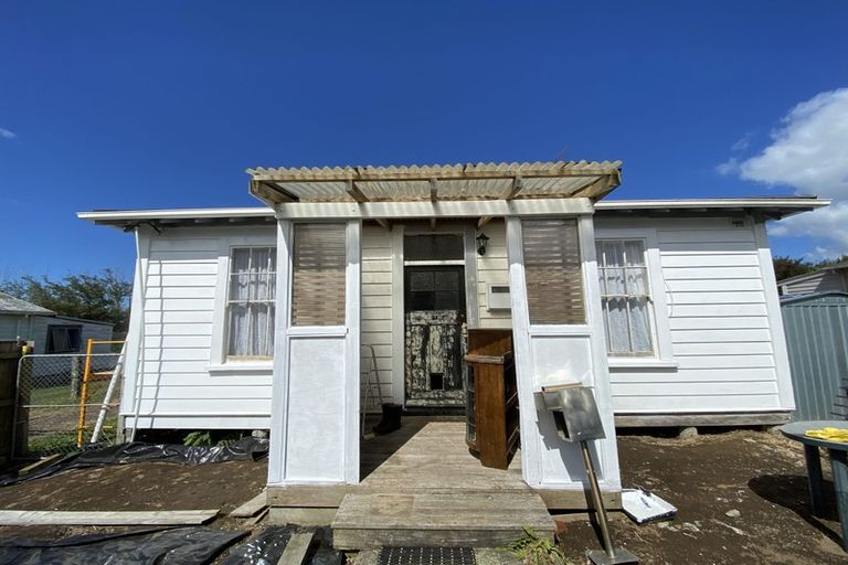 Photo of property in 605 Haowhenua Place, Hawera, 4674