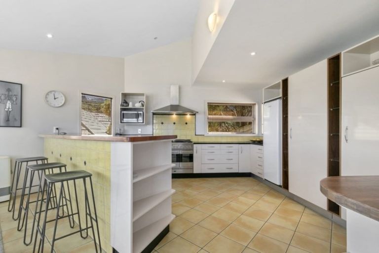 Photo of property in 93 Viewmont Drive, Harbour View, Lower Hutt, 5010