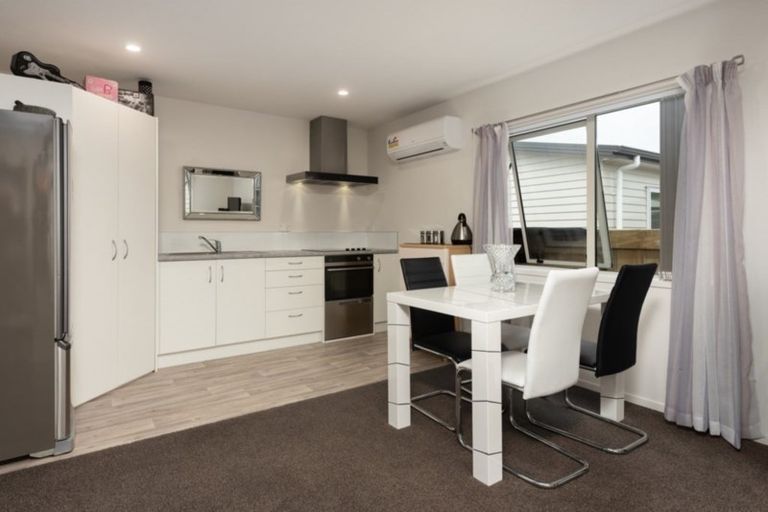 Photo of property in 11 Kamahi Crescent, Papamoa Beach, Papamoa, 3118