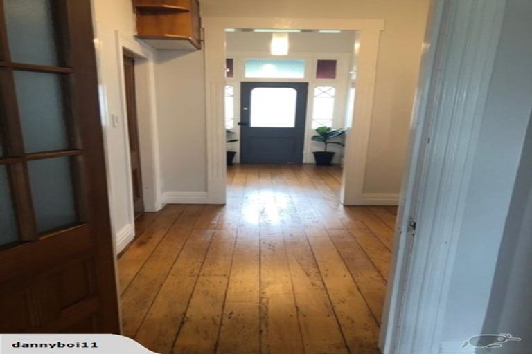 Photo of property in 11 Hurworth Place, College Estate, Whanganui, 4500