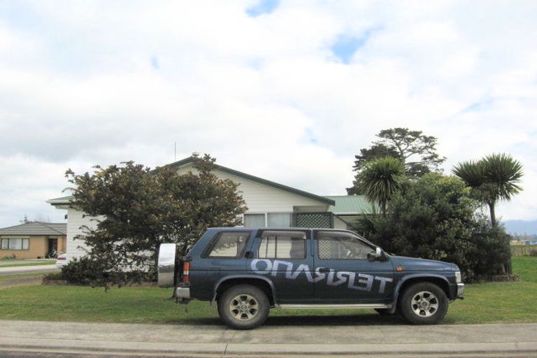 Photo of property in 54 Whitby Avenue, Whitianga, 3510