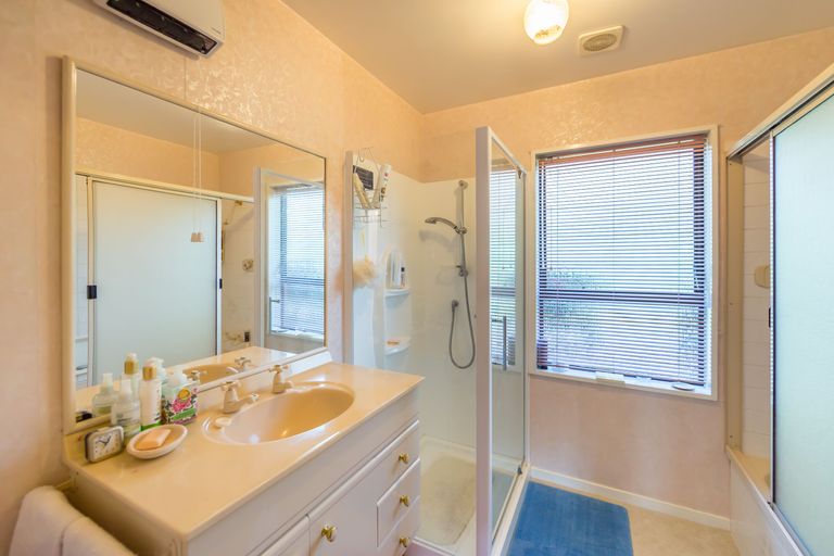 Photo of property in 1/110 Selwyn Street, Somerfield, Christchurch, 8024