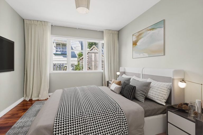 Photo of property in 9b St Michaels Avenue, Point Chevalier, Auckland, 1022