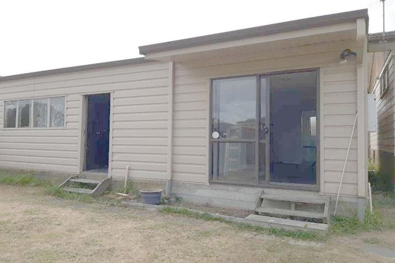 Photo of property in 15 Navigator Place, Papatoetoe, Auckland, 2025