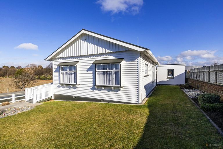 Photo of property in 19 College Road, Parkside, Timaru, 7910