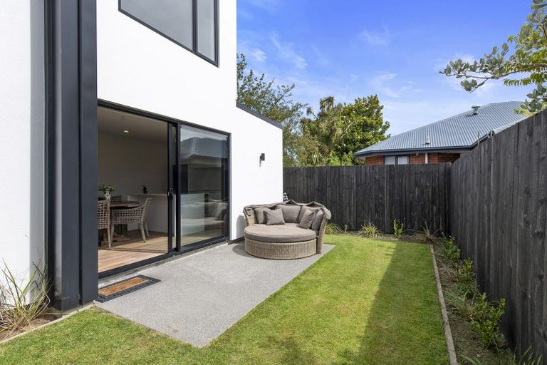 Photo of property in 4/55 Cleveland Street, Edgeware, Christchurch, 8013