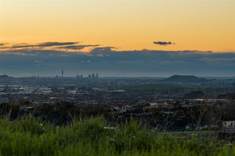 Photo of property in 768 Redoubt Road, Flat Bush, Auckland, 2019