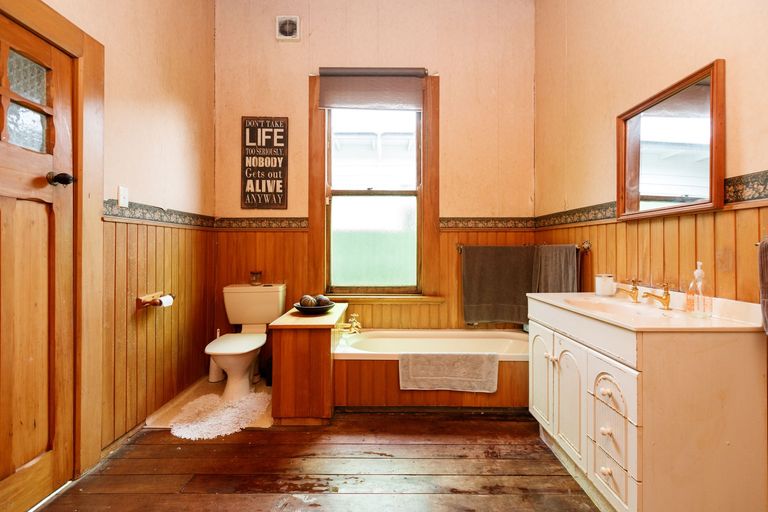 Photo of property in 35 Fitzroy Street, Terrace End, Palmerston North, 4410