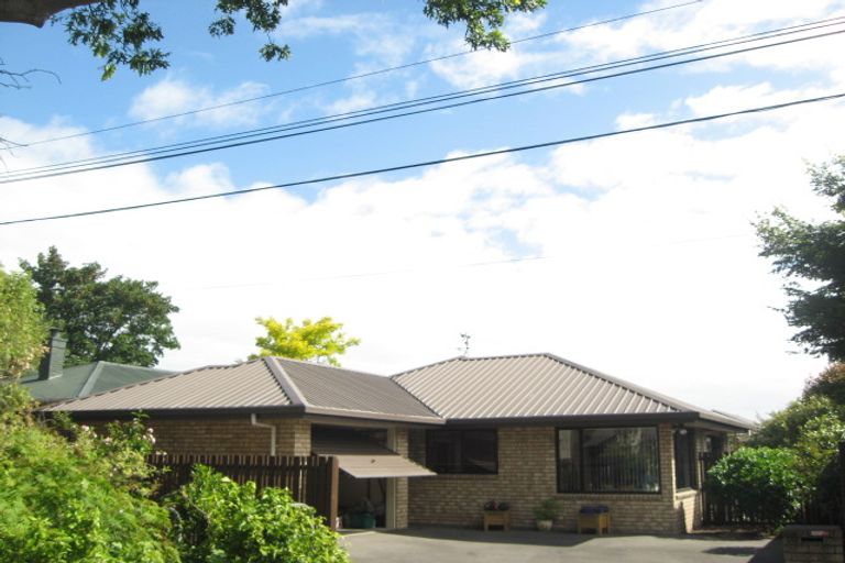 Photo of property in 2/16 James K Baxter Place, Addington, Christchurch, 8024