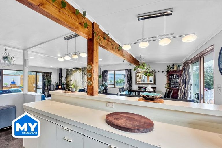 Photo of property in 15 Islington Place, Tamatea, Napier, 4112