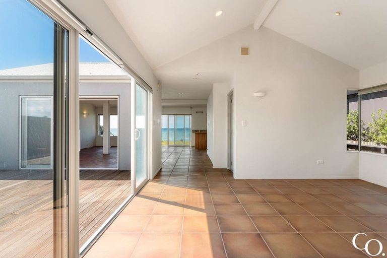 Photo of property in 41 Karewa Parade, Papamoa Beach, Papamoa, 3118