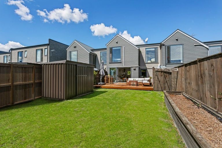 Photo of property in 12 Flounder Road, Hobsonville, Auckland, 0616