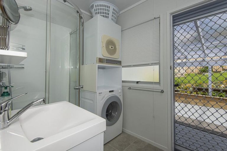 Photo of property in 109b King Street, Hikurangi, 0114