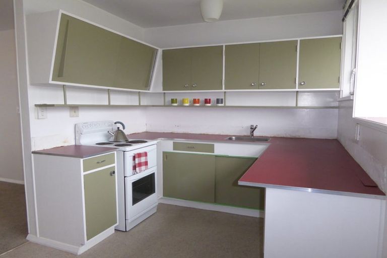 Photo of property in 1b Richard Street, Titahi Bay, Porirua, 5022