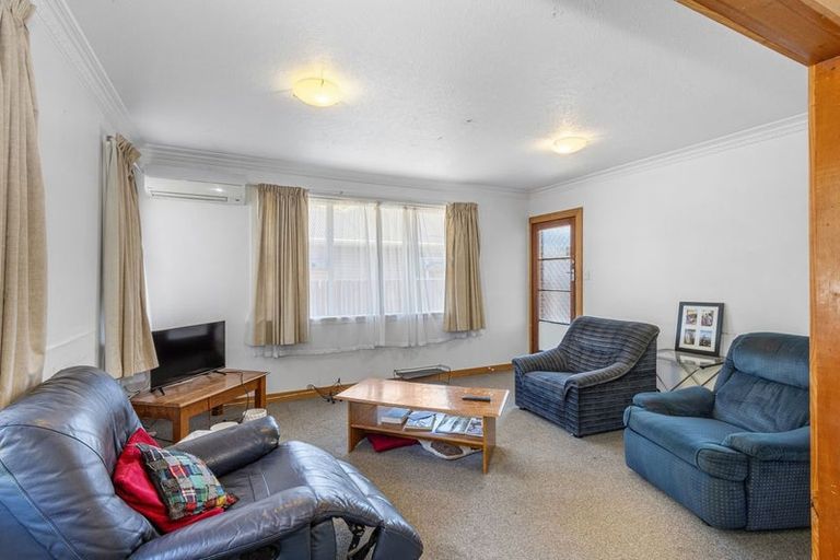 Photo of property in 32 Maidstone Road, Ilam, Christchurch, 8041