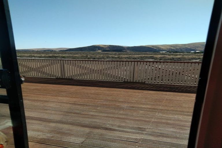 Photo of property in 16 Hillview Road, Birdlings Flat, Little River, 7591