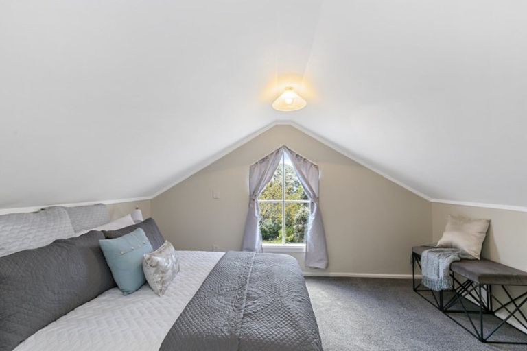 Photo of property in 4 Aplin Terrace, Ngaio, Wellington, 6035