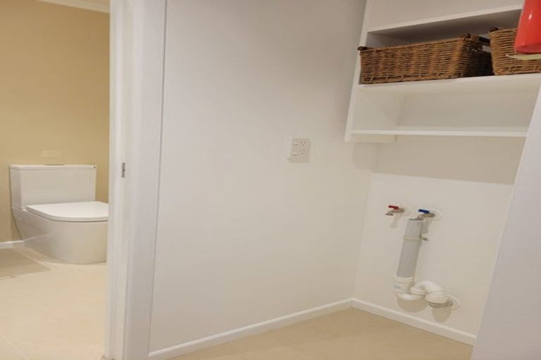 Photo of property in 25 Mcclintock Road, Massey, Auckland, 0614