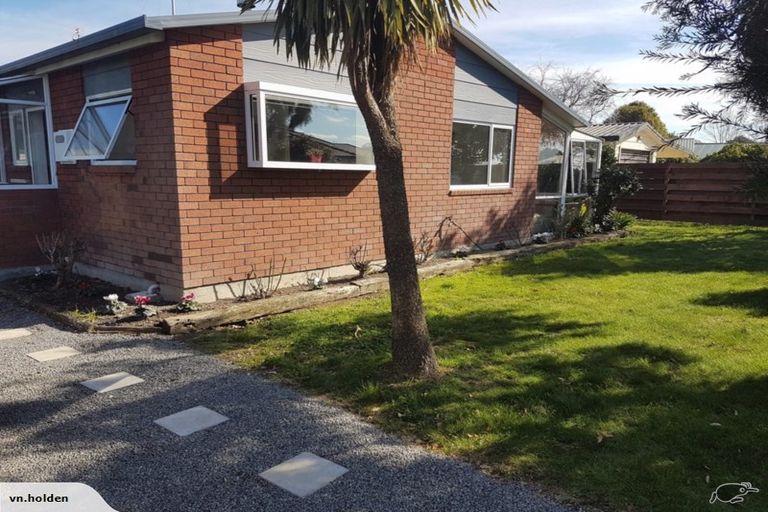 Photo of property in 14 Bridge Street, Southbridge, 7602