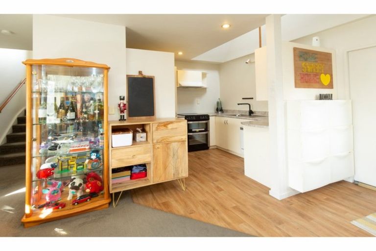 Photo of property in 1/670 Whangaparaoa Road, Stanmore Bay, Whangaparaoa, 0932