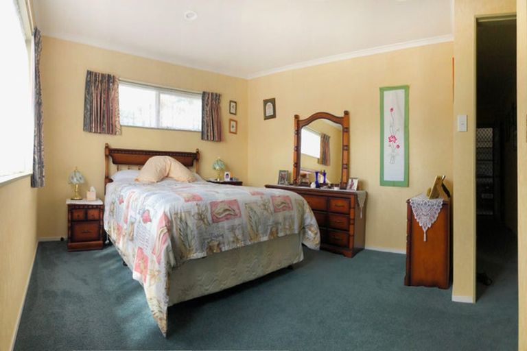 Photo of property in 4a Hoyte Place, Pukehangi, Rotorua, 3015