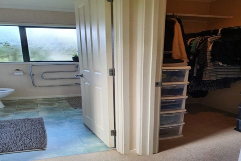 Photo of property in 78 Koraha Road, Kumeu, 0892