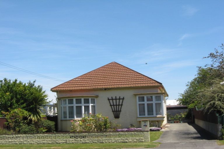 Photo of property in 53 Hills Road, Edgeware, Christchurch, 8013